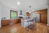 972 Thomas Lane - Photo 5