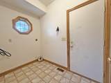 198 Oakwood Court - Photo 12