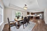 2454 Kilbourne Avenue - Photo 21