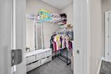 2454 Kilbourne Avenue - Photo 34
