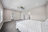 2454 Kilbourne Avenue - Photo 36