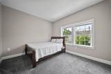 2454 Kilbourne Avenue - Photo 40