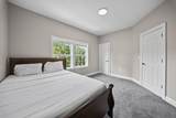2454 Kilbourne Avenue - Photo 41