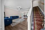 2454 Kilbourne Avenue - Photo 9