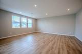 319 Honeysuckle Street - Photo 4