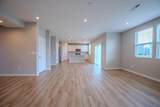 319 Honeysuckle Street - Photo 5