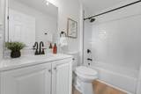 1360 Wagy Square - Photo 33