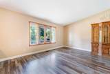 746 Spring Falls Avenue - Photo 17