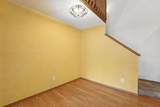 979 Kingsbury Court - Photo 9