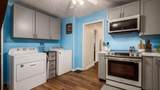567 Maple Avenue - Photo 13