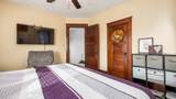 567 Maple Avenue - Photo 17