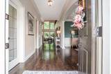 5598 Lynbrook Lane - Photo 4