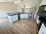 936 Hobart Court - Photo 12