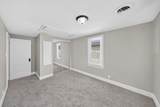 663 Henry Street - Photo 15