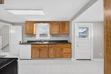 663 Henry Street - Photo 9