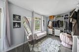 886 Thirlwall Court - Photo 33