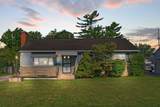 881 Brinker Avenue - Photo 3