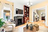 684 Kerr Street - Photo 6