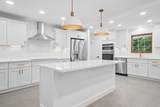 2929 Pickwick Drive - Photo 15