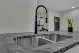 582 Siebert Street - Photo 19