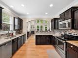 2027 Tulip Way - Photo 10