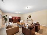 2027 Tulip Way - Photo 44