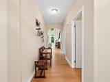 2027 Tulip Way - Photo 6