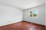 555 Fox Ridge Street - Photo 18