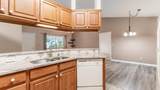 643 Kensington Drive - Photo 17