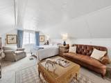 879 Francis Avenue - Photo 25