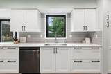 8888 Chateau Drive - Photo 14