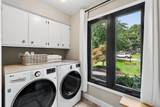 8888 Chateau Drive - Photo 19