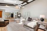 8888 Chateau Drive - Photo 21