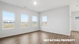 112 Fippenny Place - Photo 12