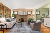 3062 Woodbine Place - Photo 11