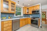 3062 Woodbine Place - Photo 18