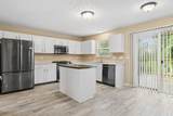 647 Keltonhurst Drive - Photo 11