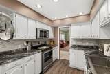 379 Spencer Street - Photo 9