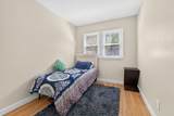 392 Weymouth Lane - Photo 15