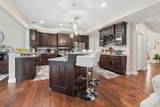 5698 Queen Victoria Street - Photo 13