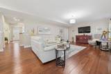 5698 Queen Victoria Street - Photo 16