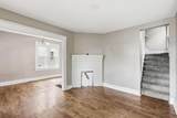 339 Wrexham Avenue - Photo 5