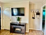 708 Maple Avenue - Photo 4