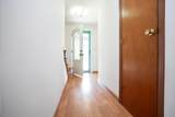 724 Hunters Run - Photo 7