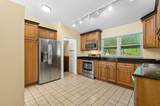 6093 Paris Boulevard - Photo 11