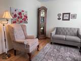 1610 Sapphire Drive - Photo 4