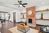 593 Reinhard Avenue - Photo 7