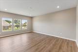 663 Deerhurst Drive - Photo 11