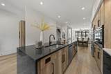 318-6 Cornelius Street - Photo 17