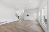 1102 Summit Street - Photo 9